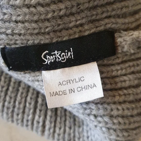 Sportsgirl onesize grey knit beanie - Picture 3 of 3